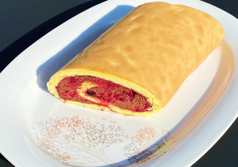 Schokolade-Weichsel Roulade glutenfrei