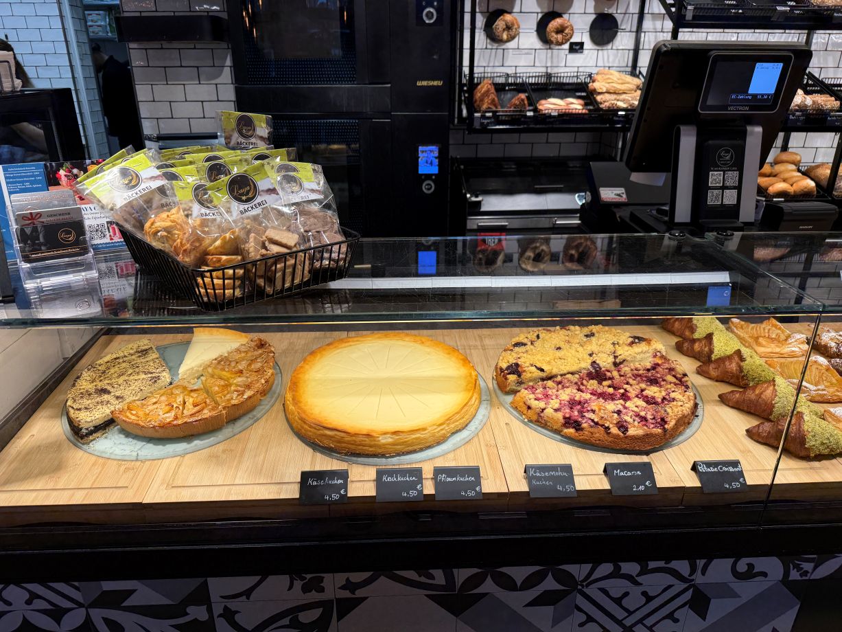 Laya Café - Bäckerei , Pâtisserie , Konditorei HH