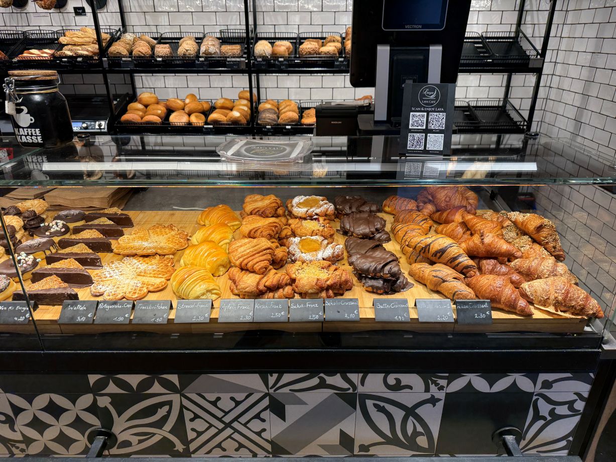 Laya Café - Bäckerei , Pâtisserie , Konditorei HH
