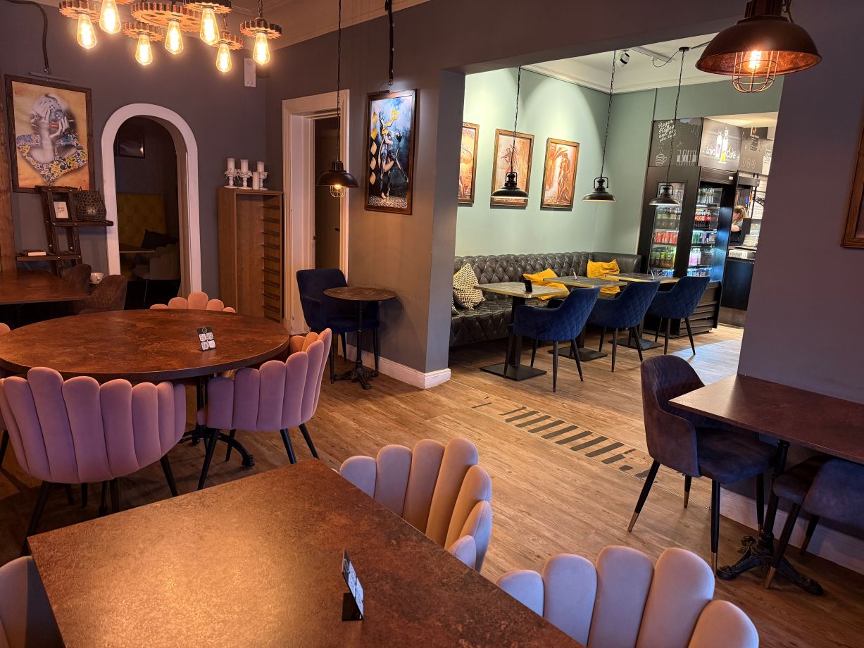 Laya Café - Bäckerei , Pâtisserie , Konditorei HH