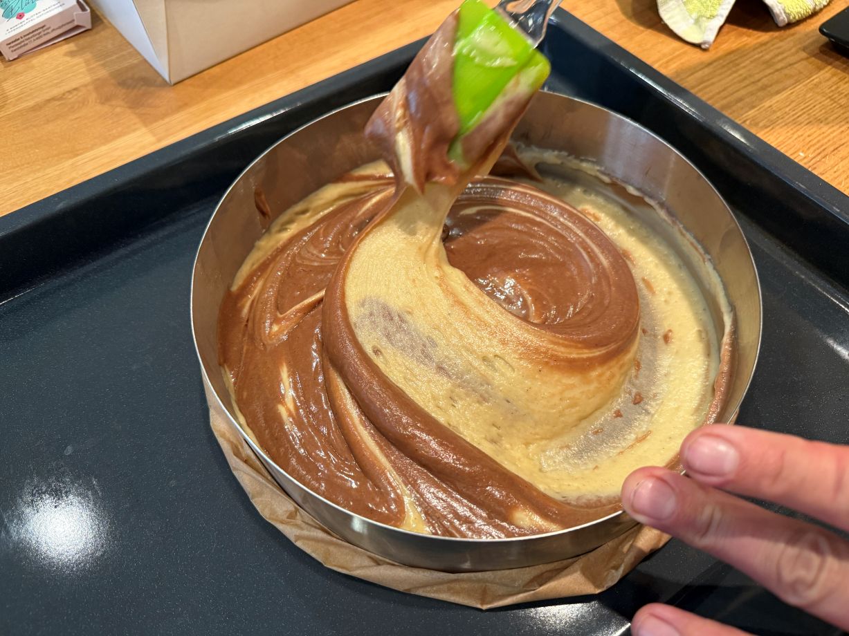 Marmorierter Zwetschken-Streuselkuchen vegan Marmorierter Zwetschken-Streuselkuchen vegan, Chief of Sugar