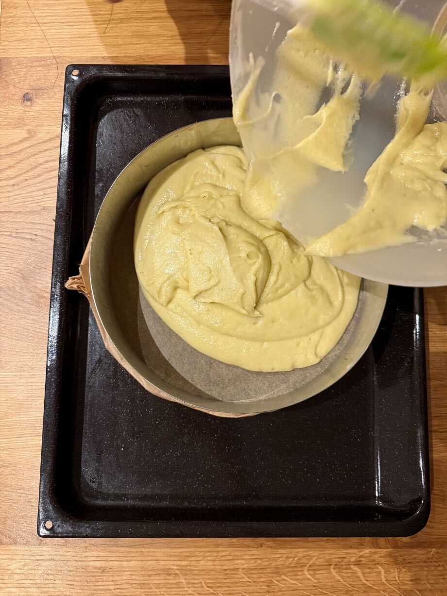 Veganer Joghurt-Marillen-Streuselkuchen Veganer Joghurt-Marillen-Streuselkuchen, Chief of Sugar