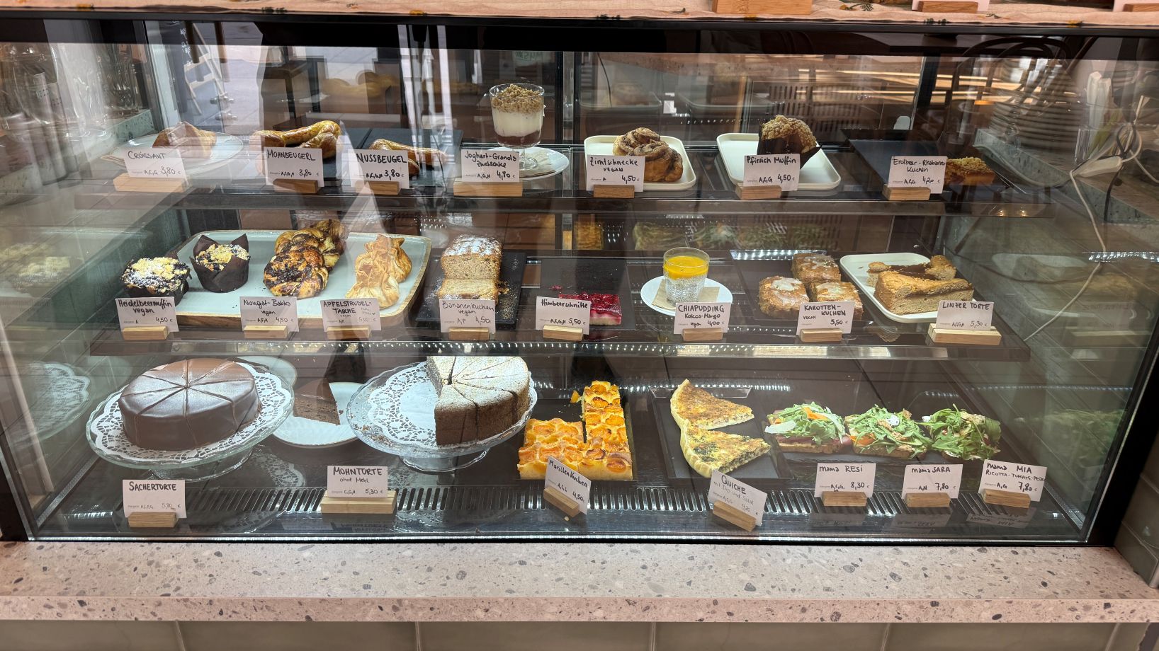 Mamas Café